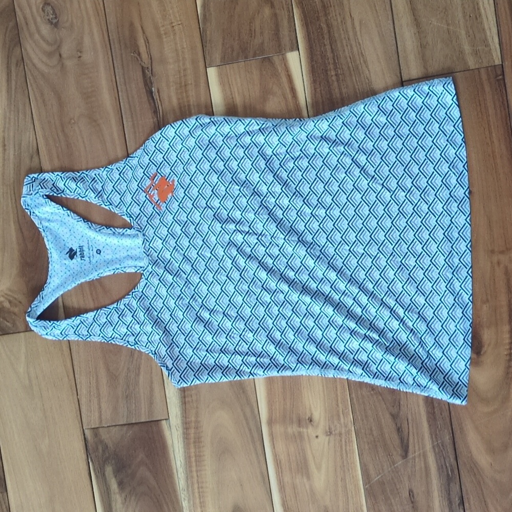 Rabbit EZ trail perf tank